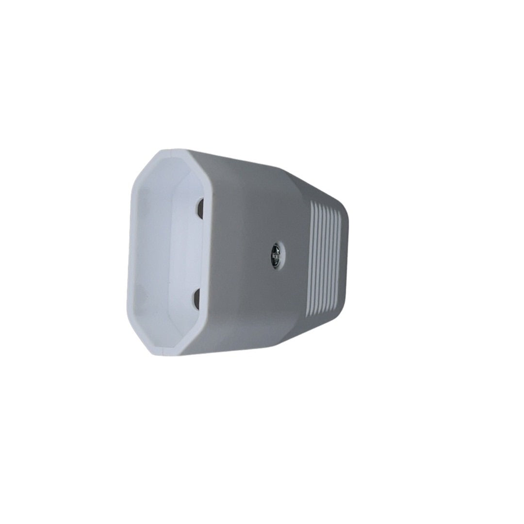 2-pin Round Socket (220V / 2.5A) (1pc)